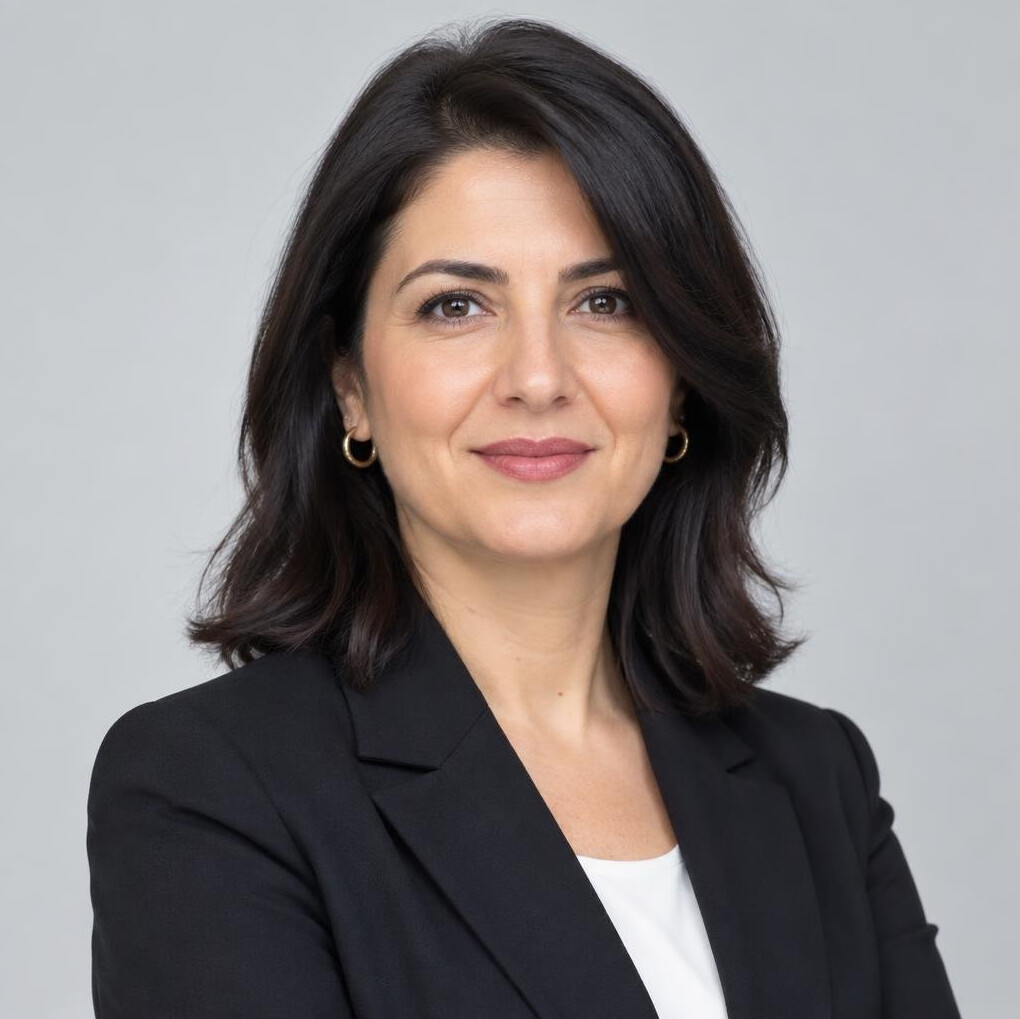 Portrait of a Turkish female news editor